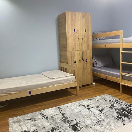 City Park Hostel Pristina Extérieur photo