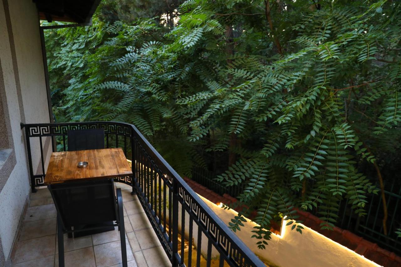 City Park Hostel Pristina Extérieur photo